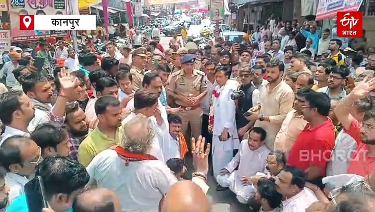 कानपुर में जगन्नाथ रथयात्रा के दौरान बवाल, साउंड सिस्टम लगाने को लेकर जमकर हंगामा, पुलिस पर अभद्रता का आरोप