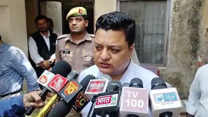 जमीनी विवाद से छुब्ध युवक टावर पर चढ़ा, प्रशासन में मचा हड़कंप