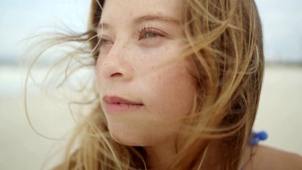 Surf Girls: International Trailer OV