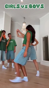 WE NEED TO KNOW!_ 😆😅 - #dance #trend #viral #couple #funny #shorts