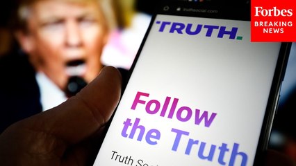 Trump Media Board Member Who Led SPAC Merger Sells Nearly All His Shares