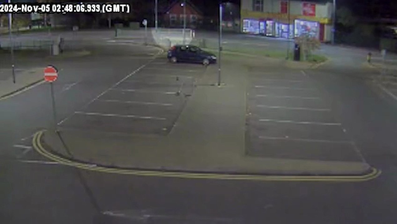 CCTV captured the moment man disposed of bag containing knife used in fatal Bedford attack