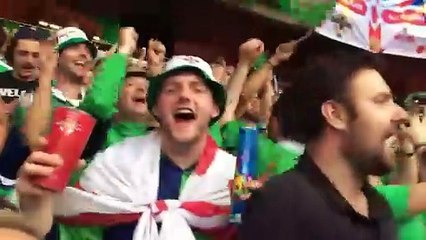 "Will Grigg está en llamas" por la afición norirlandesa (París, EURO 2016)