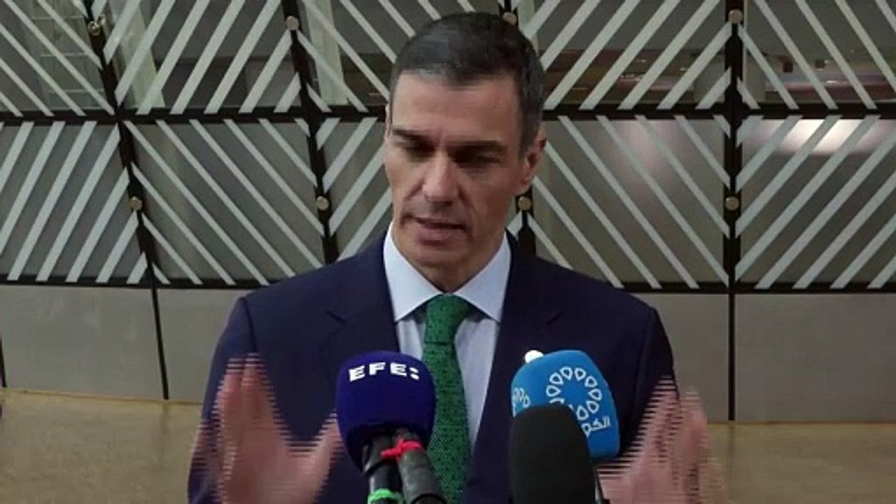 Sánchez critica los "injustos" aranceles de Trump y dice que España es soberana