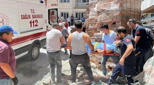 Kütahya’da inşaat işçisi elektrik akımına kapıldı: Durumu ağır