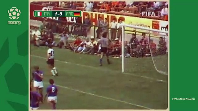 Football : Coupe du Monde de Football 1970 Demi-Finale Italie - RFA (17 Juin 1970, Mexico, Mexique)