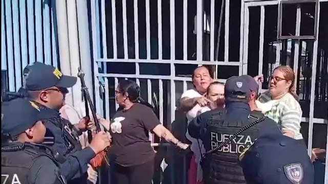 tn7-incidente-padres-de-familia-y-fuerza-publica-por-cierre-de-escuela-270625