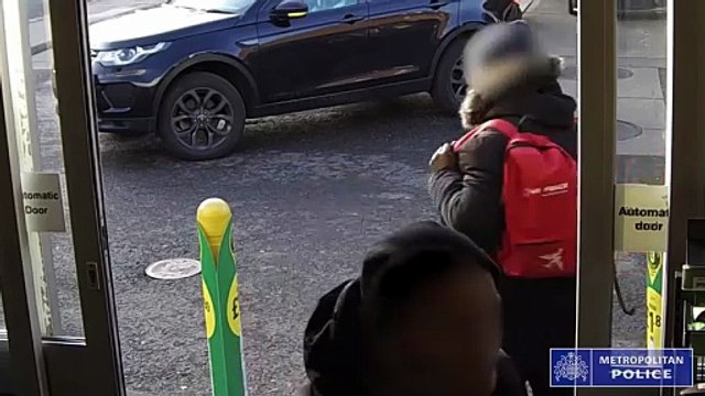 Off-Duty Officer Tackles Knife-Wielding Attacker at Petrol Station in Lewisham