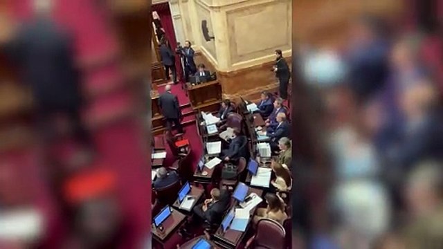 Guillermo Francos abandonó el Senado sin completar su informe de gestión