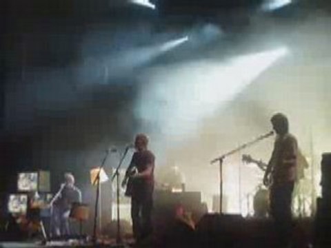 Girls in Hawaii - Birthday call