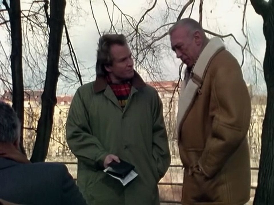 Derrick S14E05 Der Tote auf der Parkbank