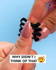 Try this easy and mess-free nail polish hack!  💅💯