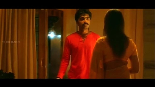 Nayanthara Hot Scene | Tamil Actress Nayanthara Hot Kissing and Bed Scene