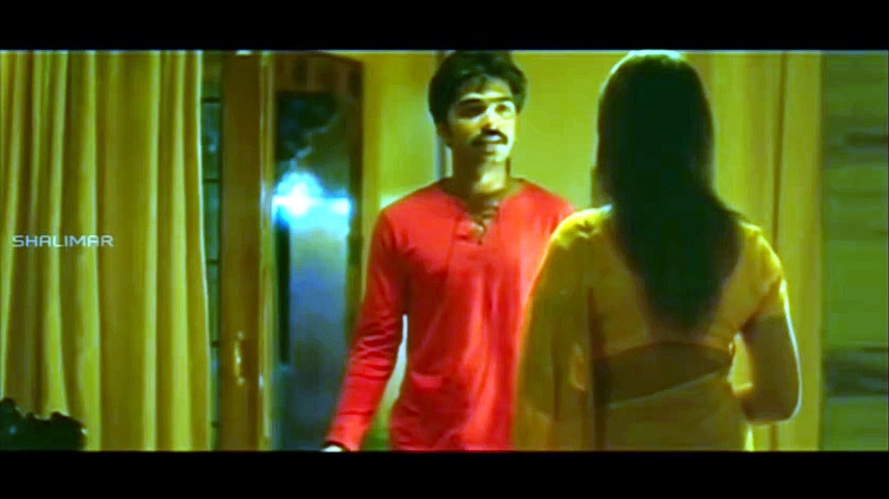 Nayanthara Hot Scene | Tamil Actress Nayanthara Hot Kissing and Bed Scene
