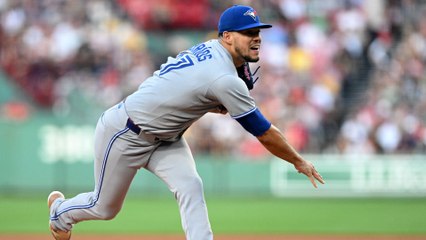 Legends vs Modern Pitchers: Clemens and Holliday's Approach