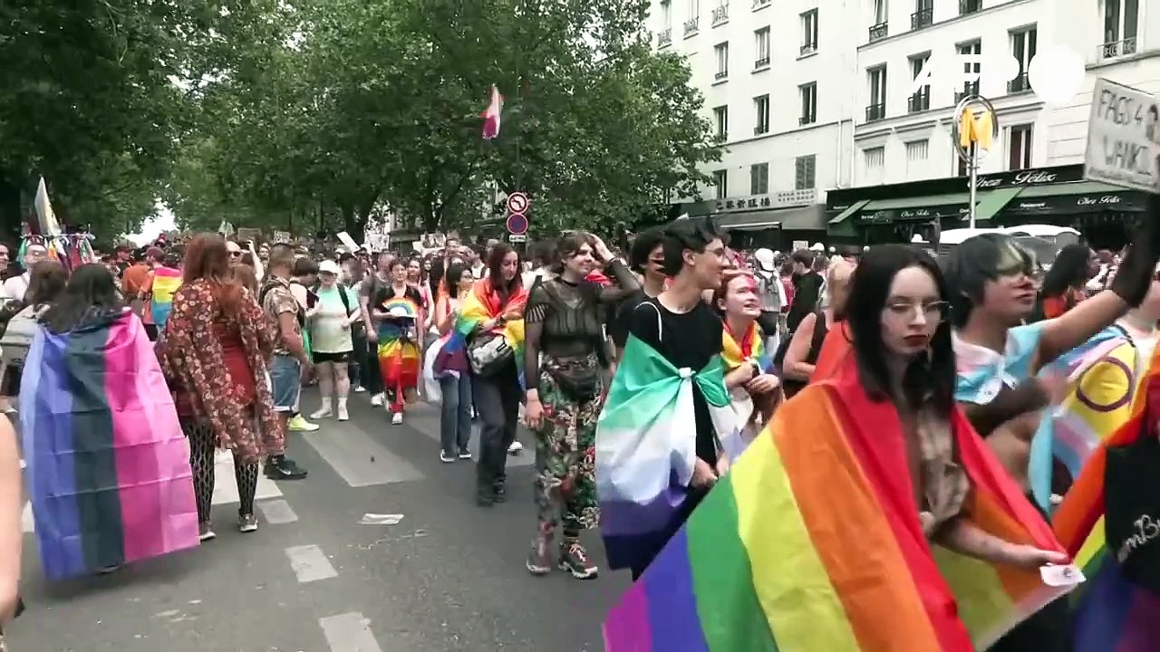 Les images de la marche de la gaypride 2024 à Paris, désormais nommée la Marche des fiertés