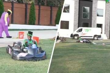 IShowSpeed se sale del circuito en una carrera de Mario Kart en la vida real