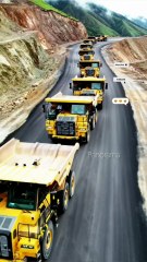 World’s Biggest Dump Trucks That Dominate the Roads!