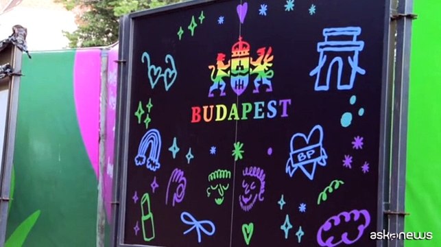 Bandiere arcobaleno, Budapest si prepara al Pride contro i divieti