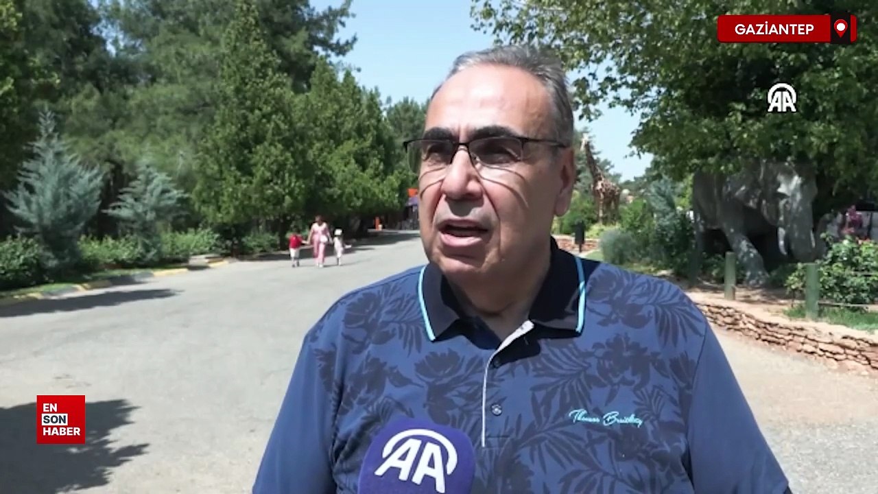 Gaziantep'te hayvanat Bahçesi sakinleri buzlu kokteyllerle serinliyor