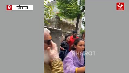 अंबाला के चर्च में बजरंग दल का बवाल, बच्चों के धर्म परिवर्तन पर जोरदार हंगामा, खूब हुई बहसबाज़ी