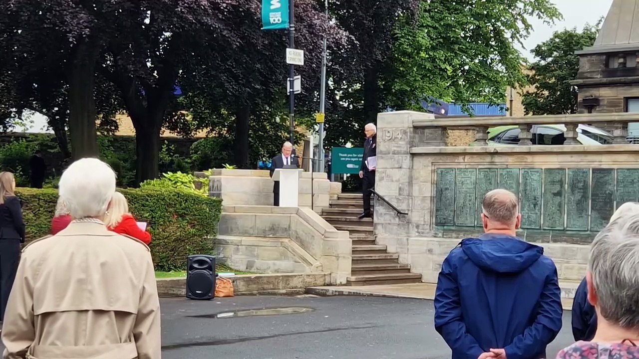 Kirkcaldy War Memorial: 1500 names read out