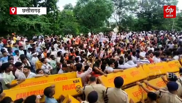 अस्पताल के सामने फूंका डॉक्टर का पुतला,प्रसूता की मौत पर कोरबा के लोगों में उबाल, हॉस्पिटल पर तालाबंदी और निलंबन की मांग