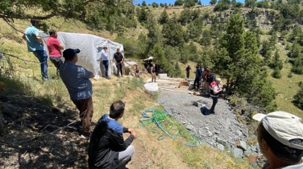 Taş ocağında göçük! 3 işçi hayatını kaybetti