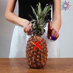 You’ve been cutting pineapple wrong 🍍