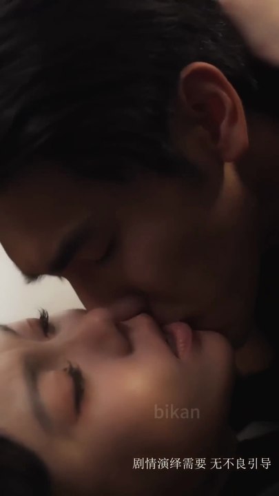 ❤️ Boy Sneaks Into Mansion for Dad—Mistaken for Thief, Not Knowing the CEO Is His Father! 🏠😱