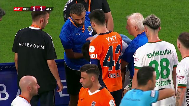 SPOR TOTO SÜPER LİG 2024 2025 SEZONU 2.HAFTA İstanbul Başakşehir FK Alanyaspor