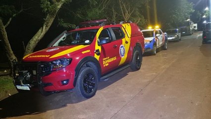 Asfalto desmorona no Bairro Morumbi e assusta moradores: ‘Daqui a pouco chega no portão’