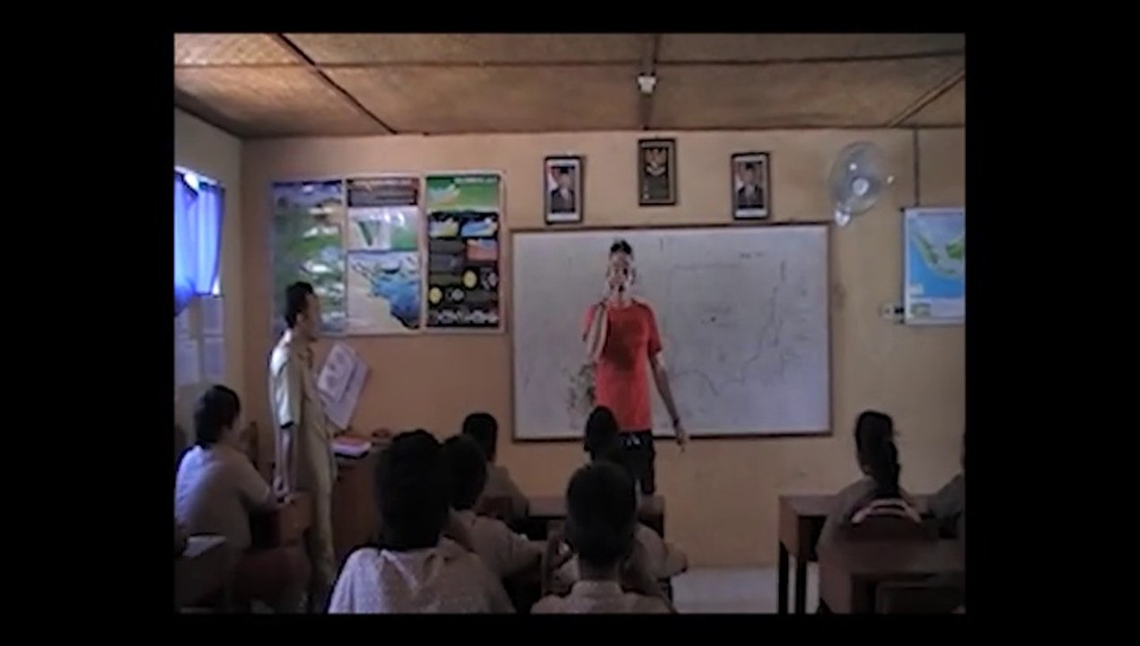 Profesor Galilea en Indonesia