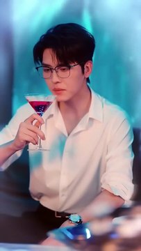 After a night of absurdity, she handed him the pregnancy test report with red eyes. She thought he would be furious, but the man calmly said two choices: abort or marry me. After marriage, he used all his gentleness to win her over step by step. From rati