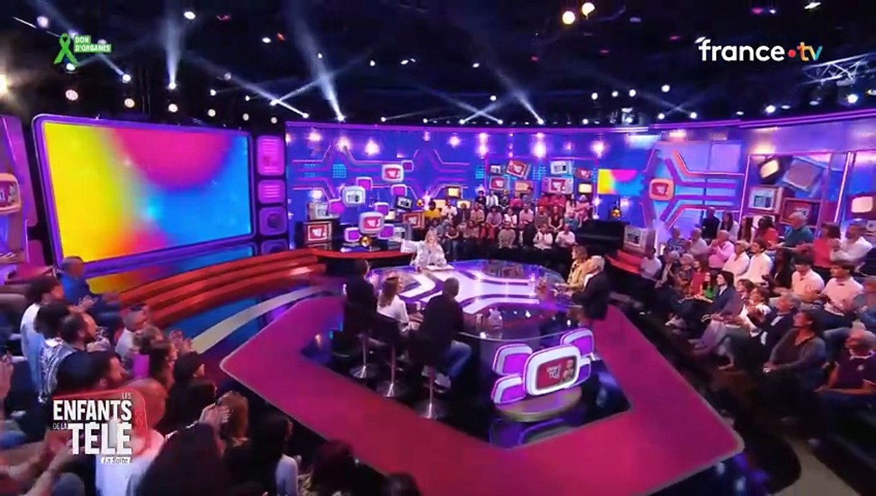 EXCLUSIF - Nouveau coup de théâtre à France Télé : La direction décide d'évincer, sans raison, Laurence Boccolini de la présentation des "Enfants de la télé" sur France 2