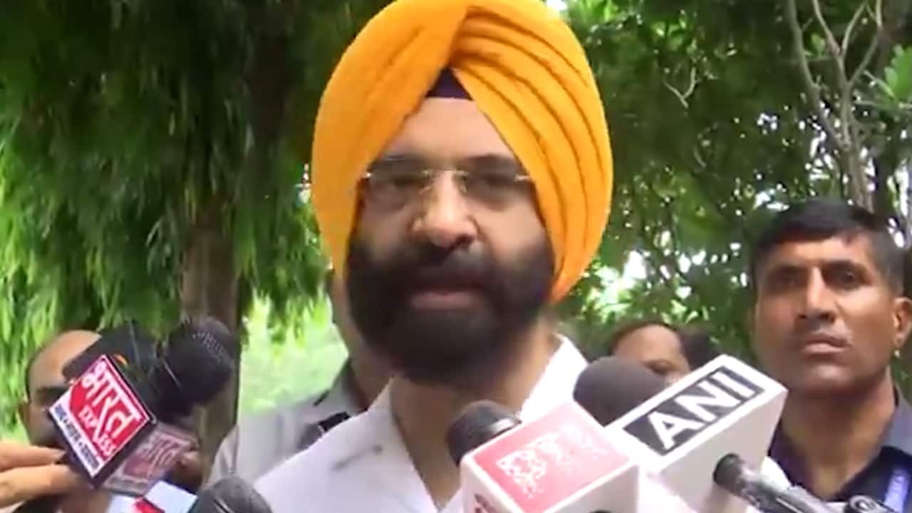 Manjinder Sirsa Blasts AAP Over Rohingya-Bangladeshi Issue | Vows Demolitions After Murder Incident