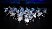 Efes Antik Kenti'ndeki festival, kapılarını ‘Kuğu Gölü ile açtı