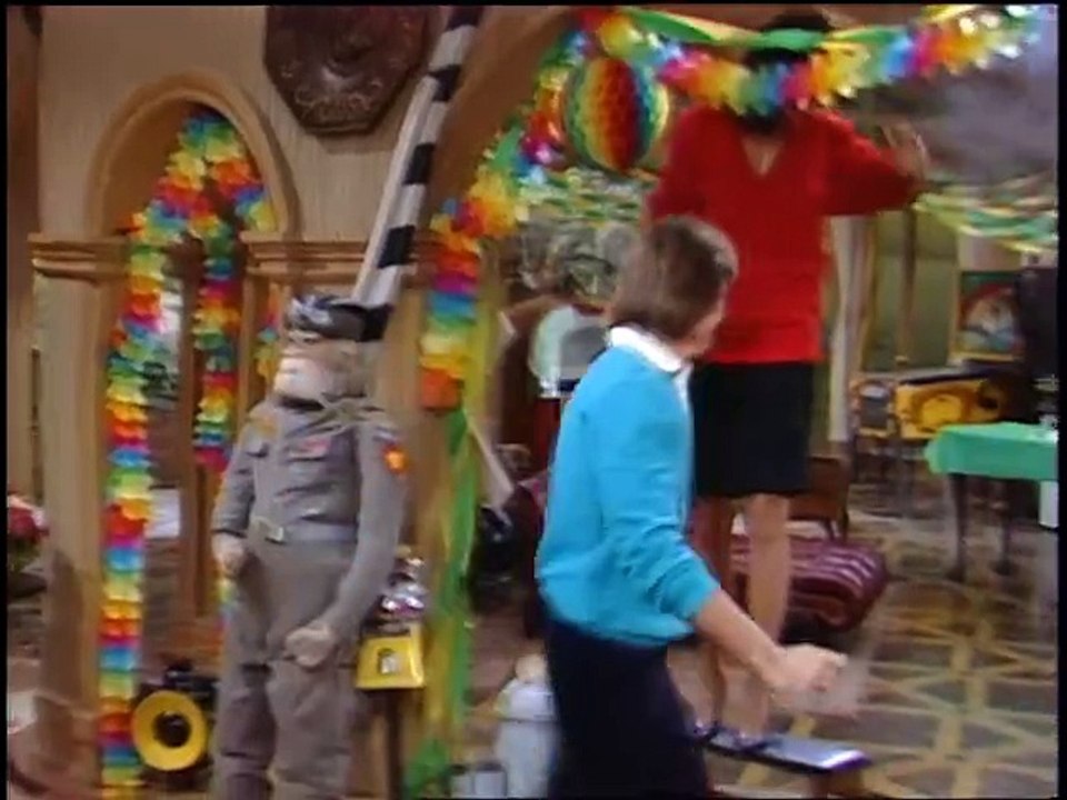 silver spoons- S01 E114 - The Most Beautiful Girl in the World