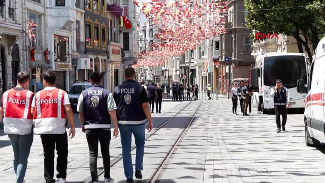 Taksim Meydanı yaya girişine kapatıldı