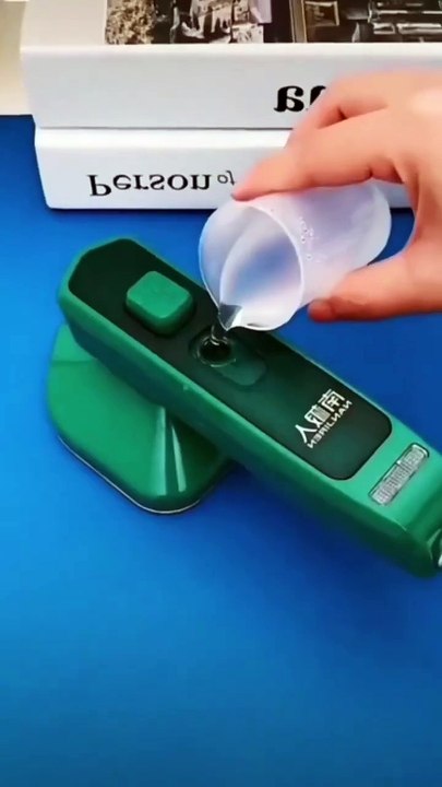 Mini Iron Awesome & Cool Gadgets Gifts for him/her That Gadgets I Want for My Clothes