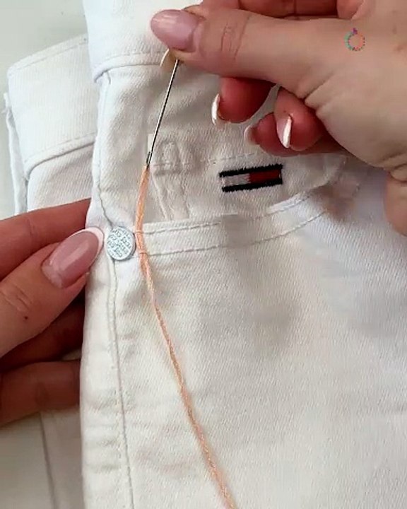 This pocket embroidery is a total game-changer 👖