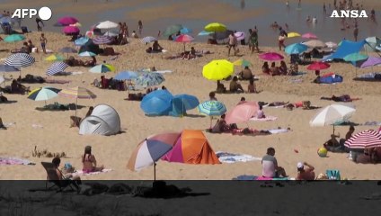 E' in vigore in Francia il divieto di fumo su spiagge e parchi