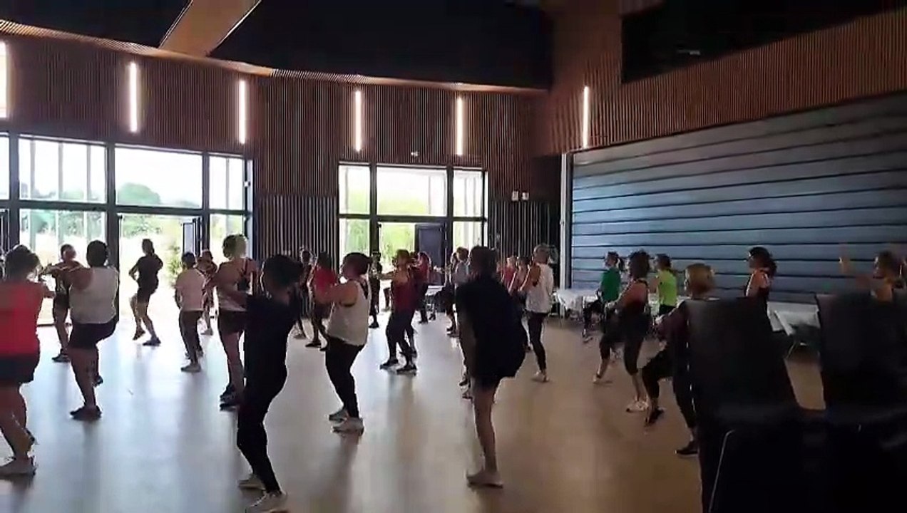 2025 06 26 SOIREE FESTIVE /MARCHE ET FIT DANCE AVEC SOLENNE 2025