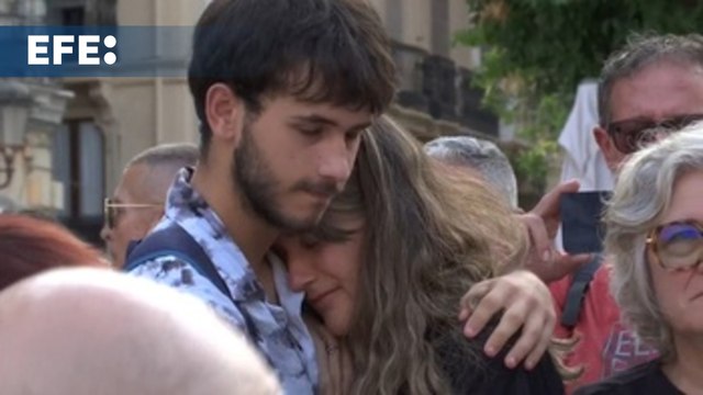 La octava manifestación contra Mazón desafía al calor para pedir su adiós 243 días después