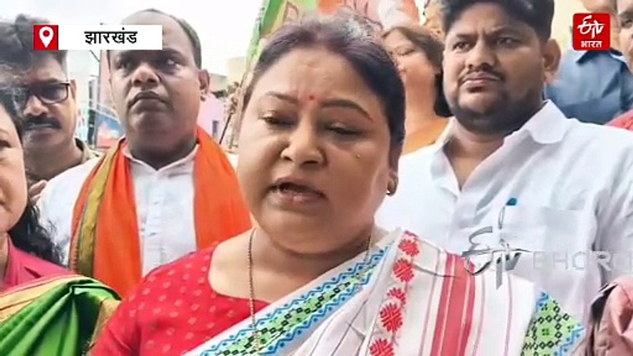सीता सोरेन ने शहीद सिदो-कान्हू को दी श्रद्धांजलि, बताया क्यों दिल्ली जाकर भी बीमार ससुर शिबू सोरेन को नहीं देख पाई