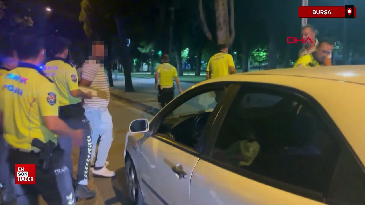 Bursa'da alkollü sürücü aracını polislerin üzerine sürüp kaçtı