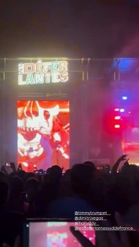 Laeticia Hallyday a republié des stories de personnes ayant assisté au festival des Déferlantes le dimanche 29 juin 2025.