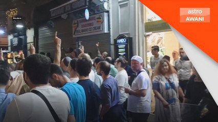 Majalah hina Nabi Muhammad, rakyat turun protes di Istanbul