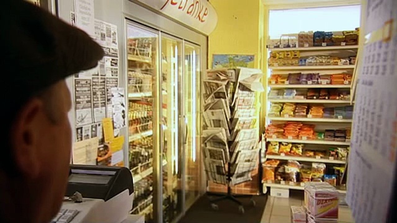 Pastewka S03E03-Die Saunabürste