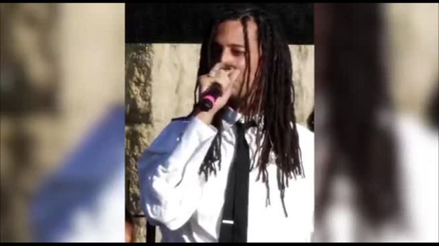 La voce di Ghali alla manifestazione a Roma Non in mio nome